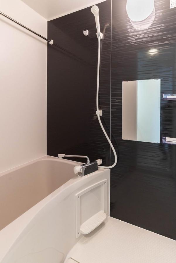 Fds Nexus Apartment Osaka Bagian luar foto