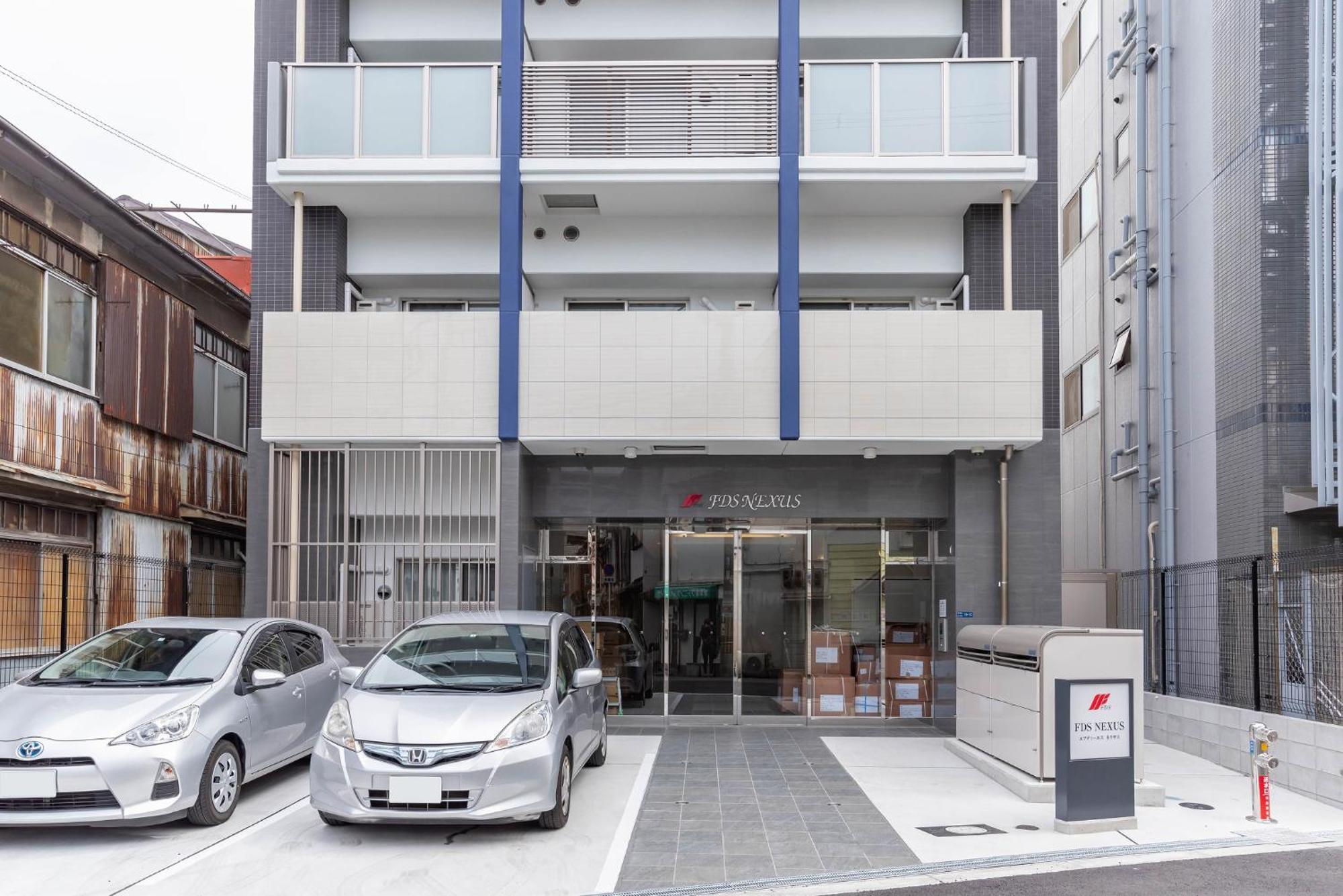 Fds Nexus Apartment Osaka Bagian luar foto